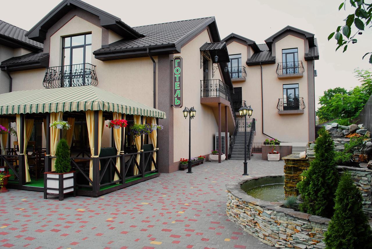 Hotel Restaurant Complex Roman'S Vishenki  Exteriér fotografie